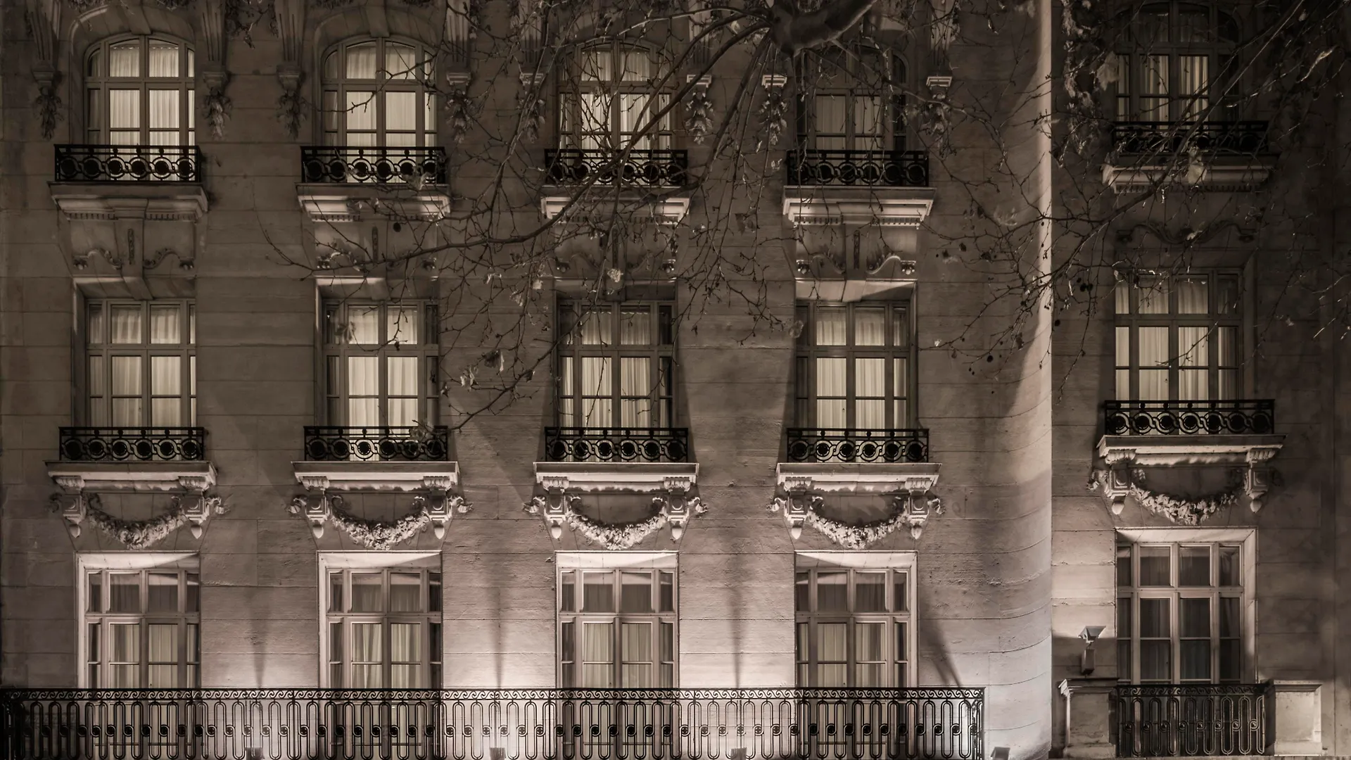 Miiro Le Grand Hotel Cayre Paris