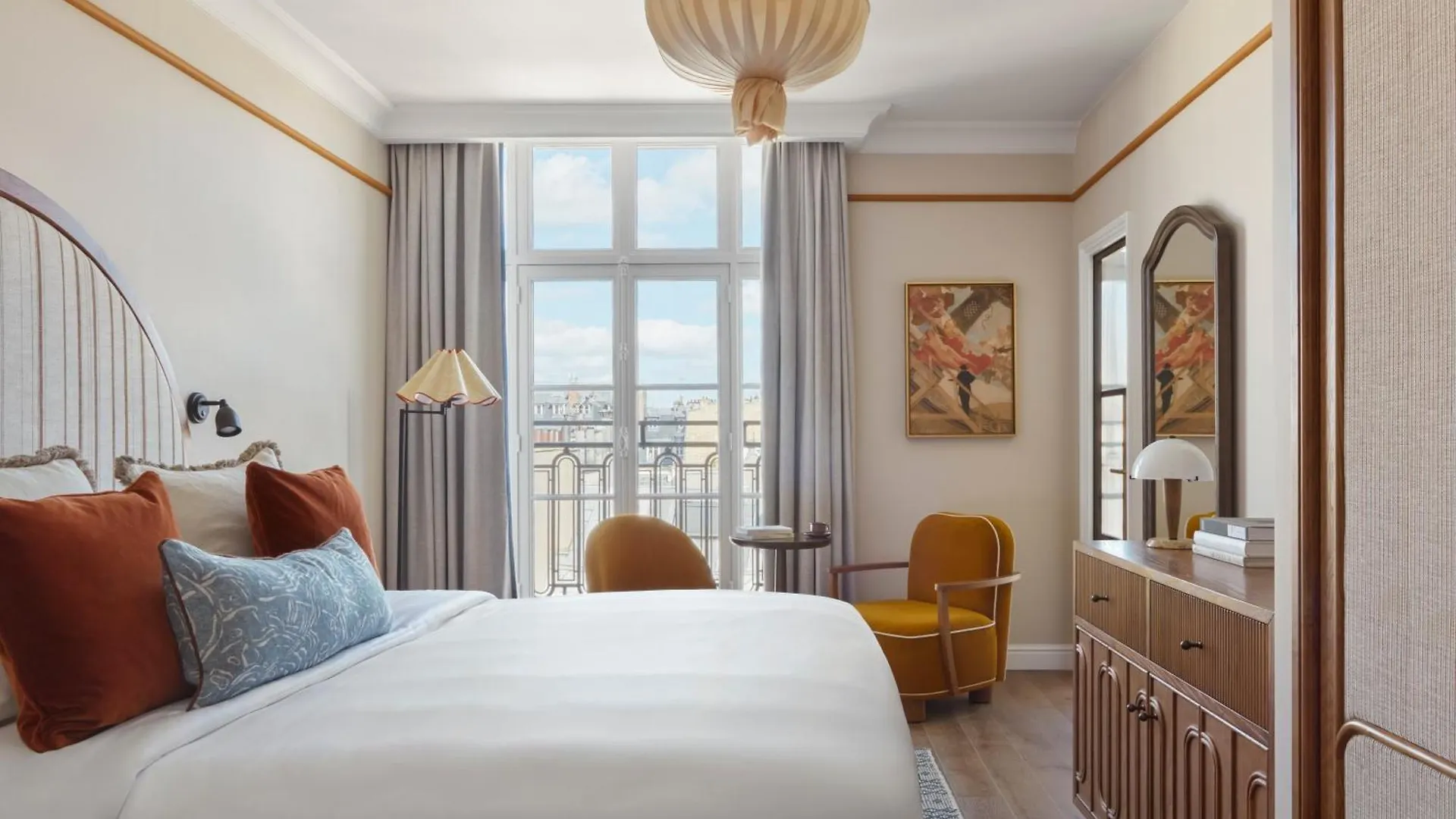 Miiro Le Grand Hotel Cayre Paris 4*,  France