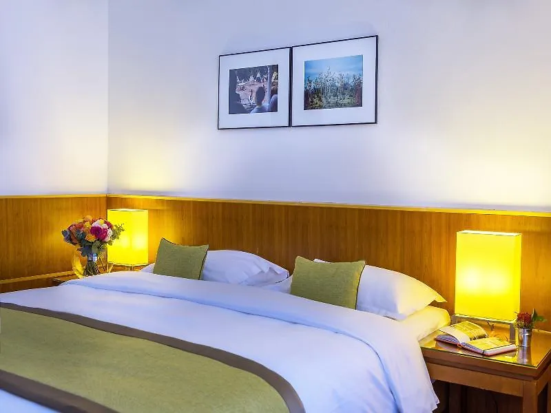 Miiro Le Grand Hotel Cayre Paris