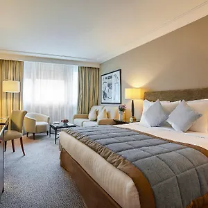 4* Отель Warwick Champs-elysees