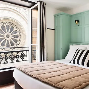New Lafayette **** Paris